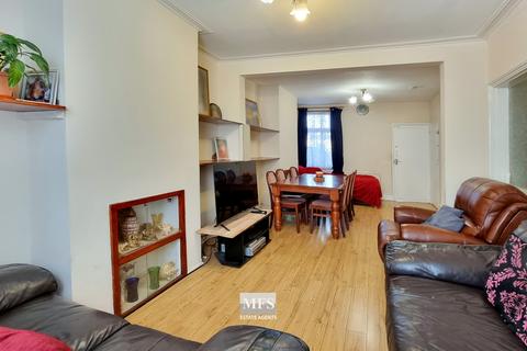 61 Queens Road, Southall, UB2 5AY