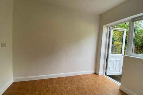 176 Longmore Road, Shirley, Solihull, B90 3EG