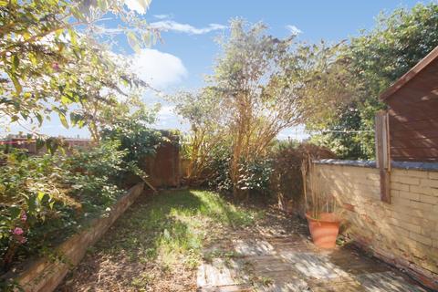 104 Pool Road, Leicester, LE3 9GE