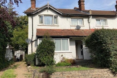 49a Ross Road, Wallington, SM6 8QP