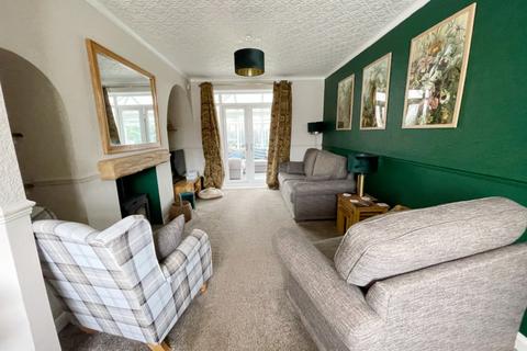 3 bedroom semi-detached house for sale - Woodside Gardens, Craghead