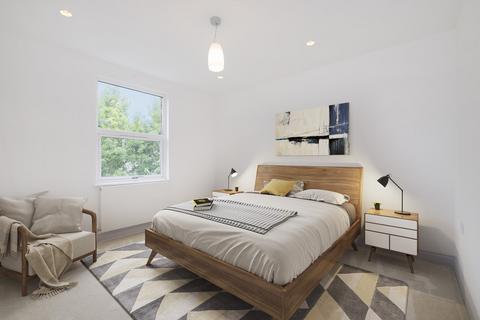 3 bedroom apartment to rent, Leghorn Road, Willesden Junction NW10