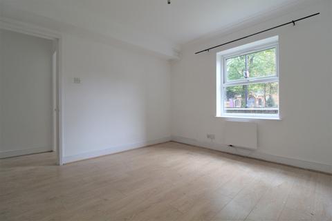 Flat 2, 25 Cameron Road, Croydon, CR0 2SR