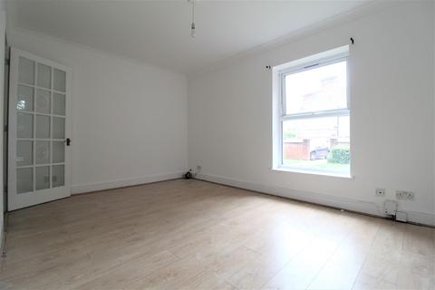 Flat 2, 25 Cameron Road, Croydon, CR0 2SR