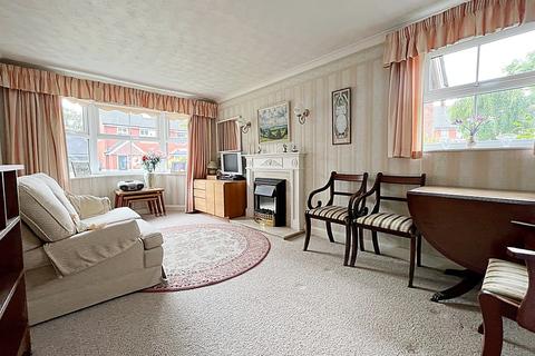 2 bedroom apartment for sale - Moorlands Avenue, Kenilworth
