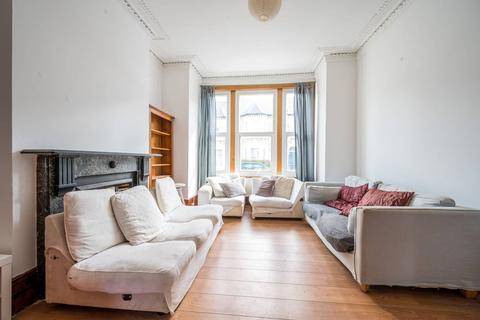 5 bedroom house to rent - Leander Road, Brixton, London, SW2