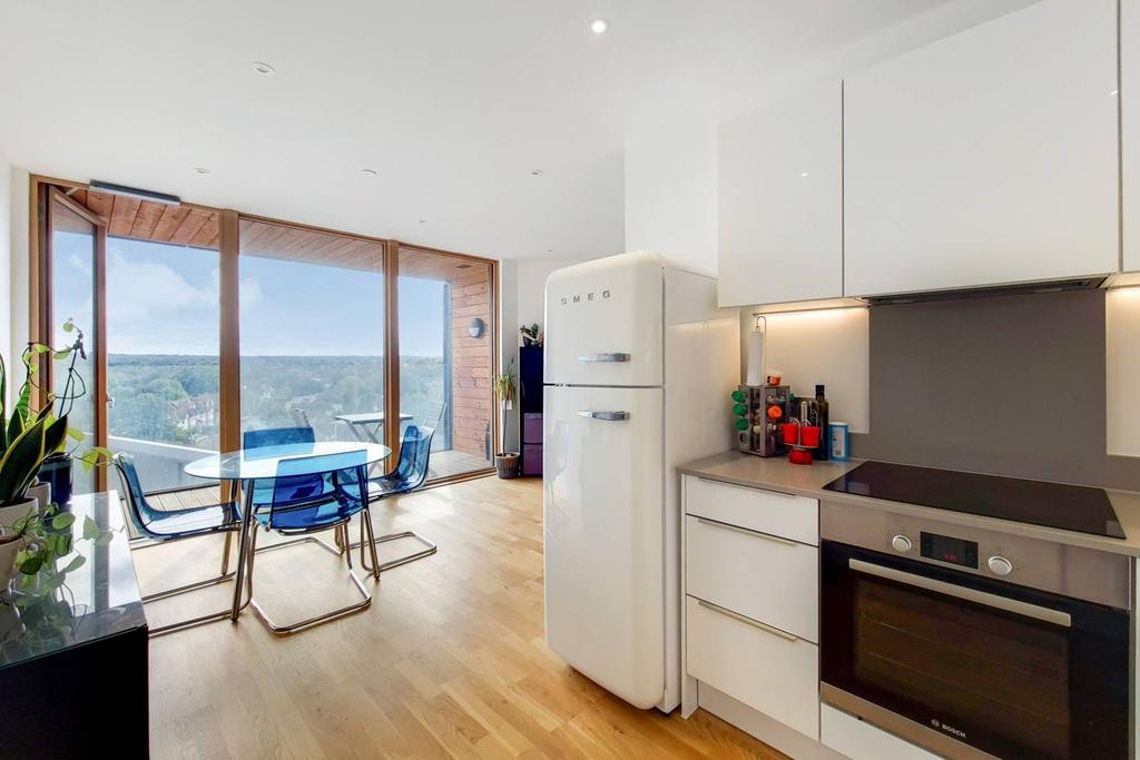 St. Mark's Square, Bromley South, Bromley, BR2 2 bed flat £500,000