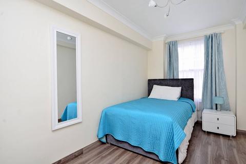 4 bedroom flat for sale, Edgware Road, Hyde Park Estate, London, W2