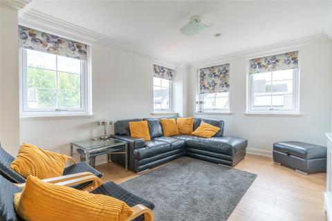 3 bedroom flat to rent, 51/16 James Square, Caledonian Crescent, Edinburgh, Midlothian, EH11