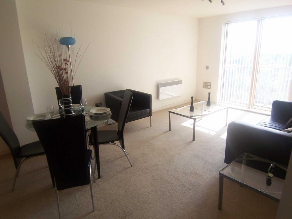 Melia House, 19 Lord Street, Green Quarter, Manchester, M4 2 bed flat