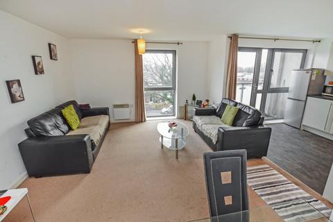 2 bedroom flat to rent, Pioneer House, 1C Elmira Way, Salford, M5