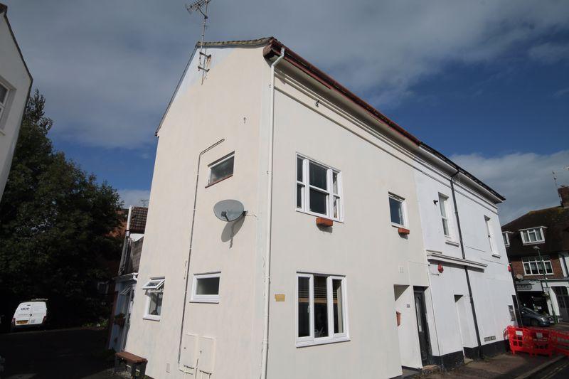 Keymer Road, Hassocks 2 bed apartment £285,000