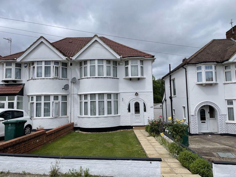 Stoneyfields Lane, Edgware 3 bed semidetached house £660,000