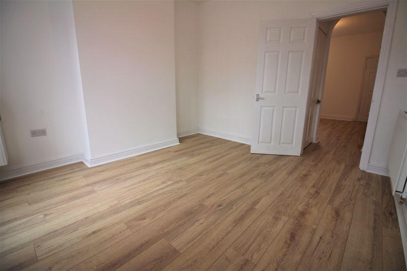 Fisher Street, Willenhall 3 bed terraced house £700 pcm (£162 pw)