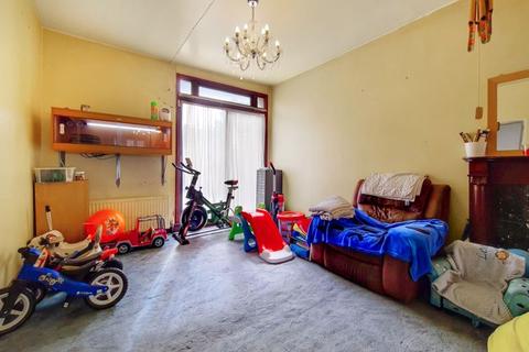 167 Herbert Road, London, SE18 3QE