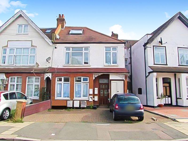 Welldon Crescent, Harrow 1 bed flat for sale £200,000