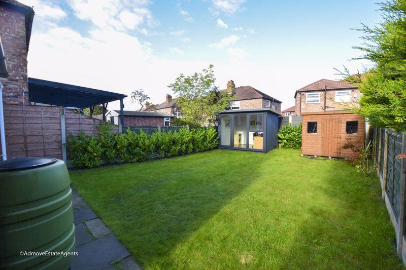 Downs Drive, Timperley 3 bed semidetached house for sale £435,000