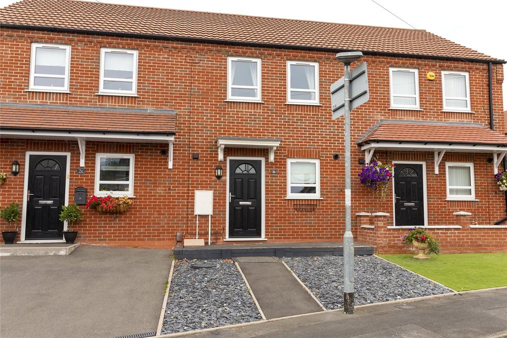 Brandon Way, Brierley Hill, West Midlands, DY5 2 bed terraced house £725 pcm (£167 pw)