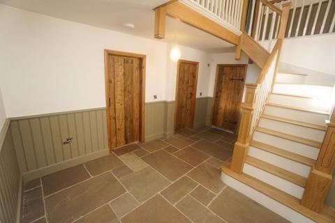 4 bedroom detached house to rent, The Stables, High Rid Lane, Lostock