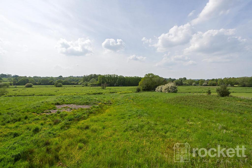 1 Hanchurch Terrance