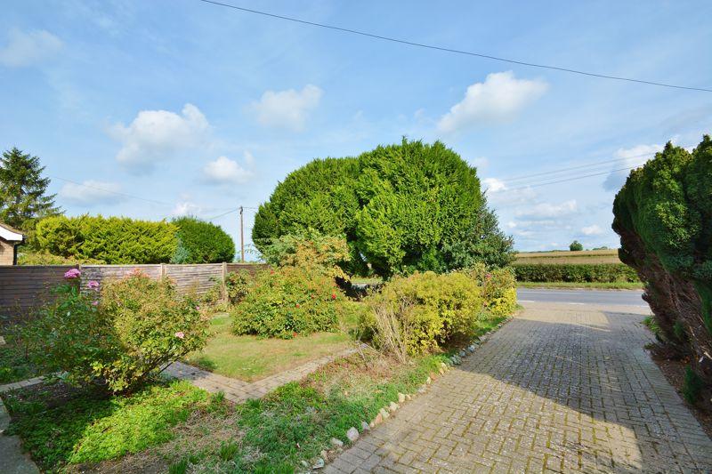 Thame Road, Sydenham 2 bed detached bungalow for sale £400,000