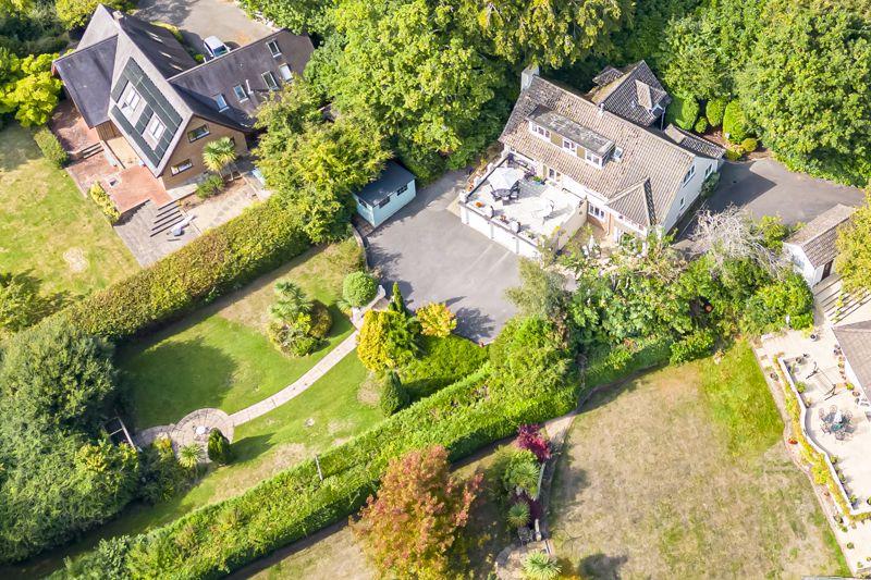 Park Homer Drive, Colehill, Wimborne, BH21 5 bed detached house for