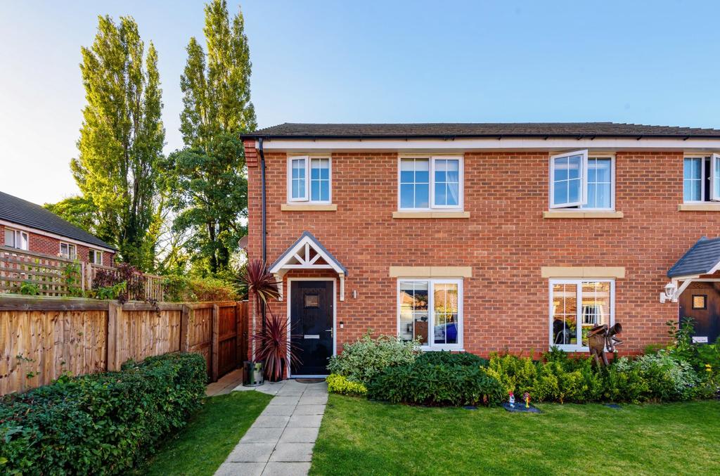 Derby Way, Ormskirk, L40 3 bed semidetached house £57,500