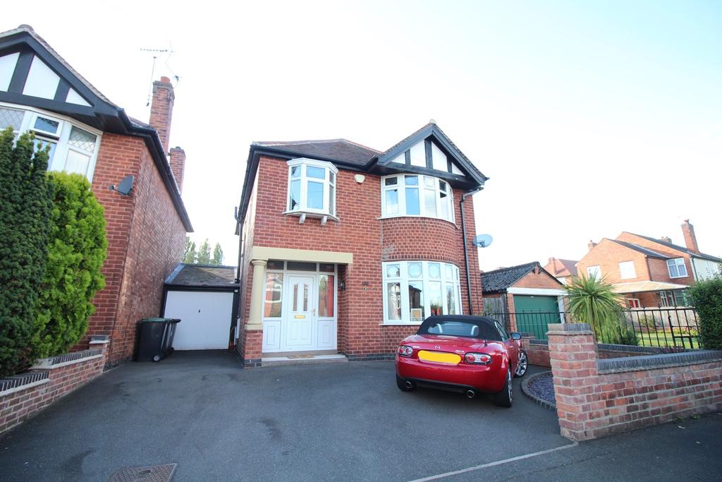 Edward Road, Nuthall, Nottingham, NG16 3 bed detached house £300,000