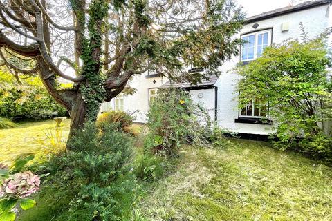 3 bedroom cottage for sale - 79 Church Road, Formby, Liverpool, L37