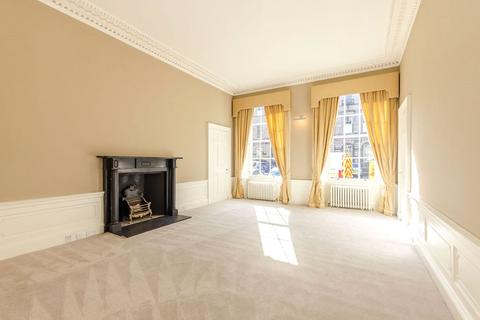 3 bedroom apartment to rent - Great King Street, New Town, Edinburgh