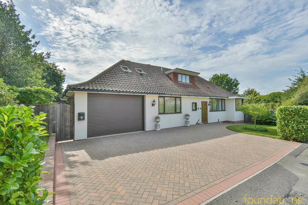 Gillham Wood Road, BexhillonSea, TN39 4 bed detached house for sale
