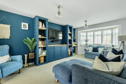 2 Faraday Corner, Shefford, SG17 5ZG