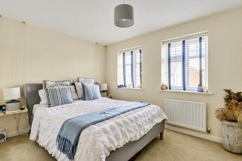 2 Faraday Corner, Shefford, SG17 5ZG