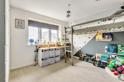 2 Faraday Corner, Shefford, SG17 5ZG