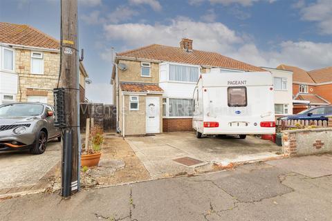3 bedroom semi-detached house for sale - Valley Road, Harwich