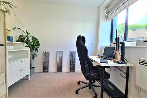 Flat 2, Haslemere House Lower Street, Haslemere, GU27 2PE