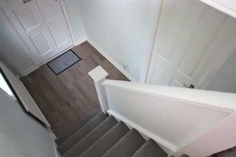 6 Birkdale Road, London, SE2 9HX