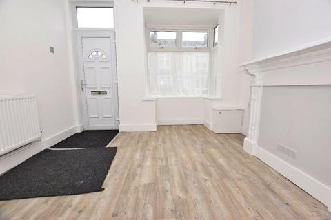 3 bedroom terraced house to rent, Rawlings Road, Bearwood