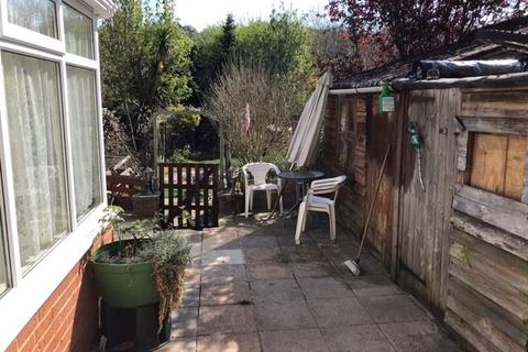 27 Border Road, Haslemere, GU27 1PF