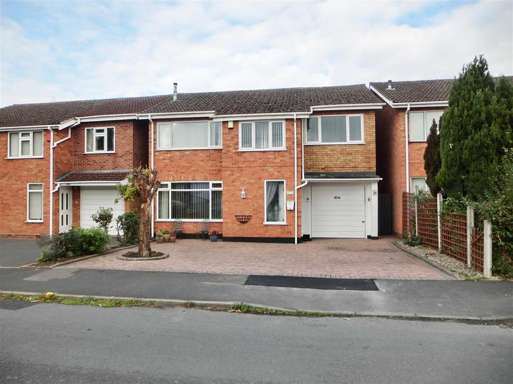 Alcester Road, Hollywood 4 bed detached house £475,000