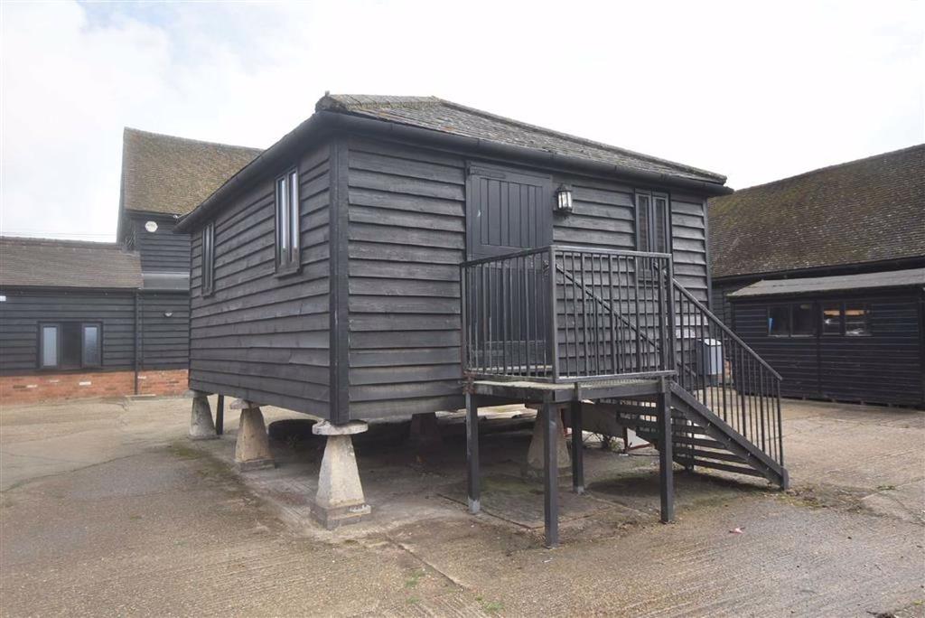 Lee Farm, Maidenhead, Maidenhead Property to rent £500 pcm (£115 pw)
