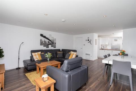 52 Gourlay Yard, Dundee, DD1 3BR