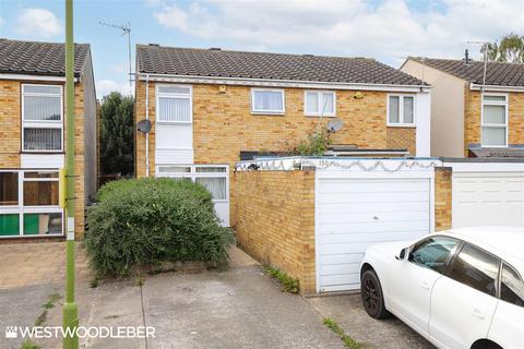 3 bedroom semi-detached house for sale - Winford Drive, Broxbourne