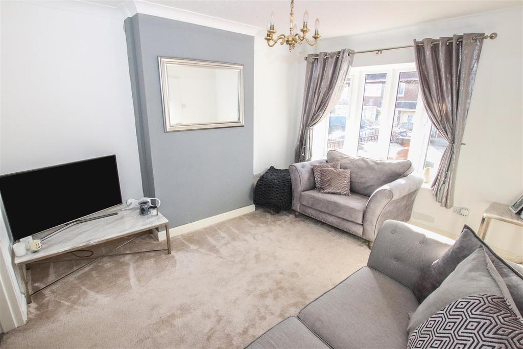 Irene Avenue, Tunstall, StokeOnTrent 2 bed semidetached house £119,950