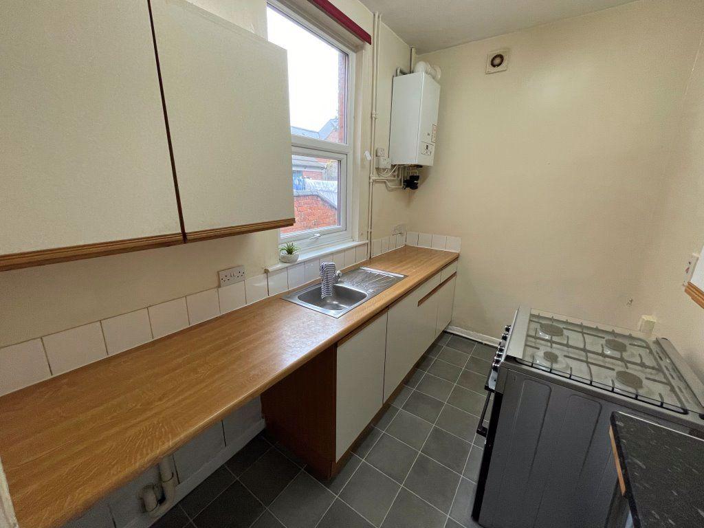 Bridge Road, Leicester 2 bed terraced house £795 pcm (£183 pw)