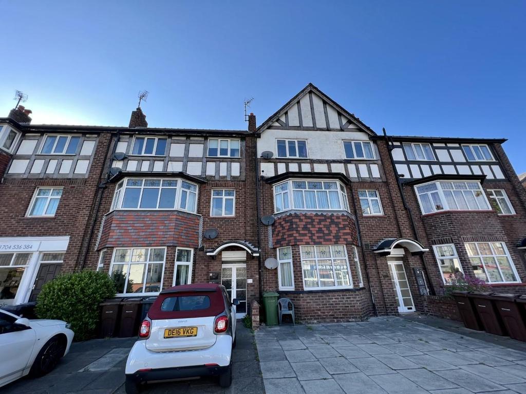 Queens Road, Southport 1 bed flat £495 pcm (£114 pw)