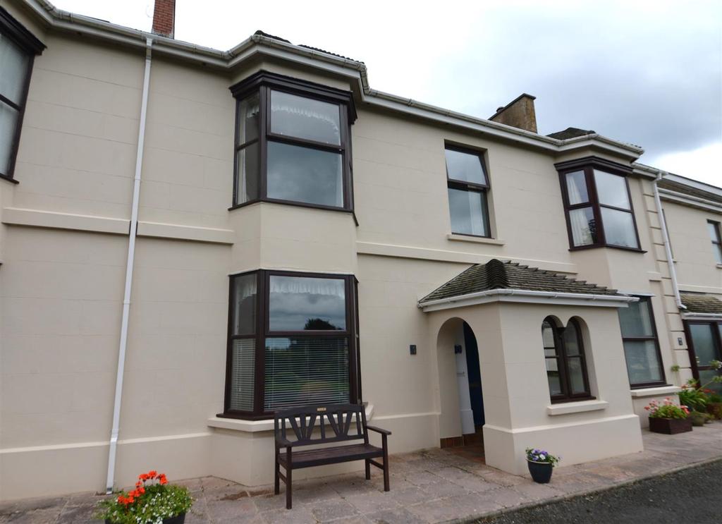 The Croft, Manorbier, Tenby 3 bed house £295,000