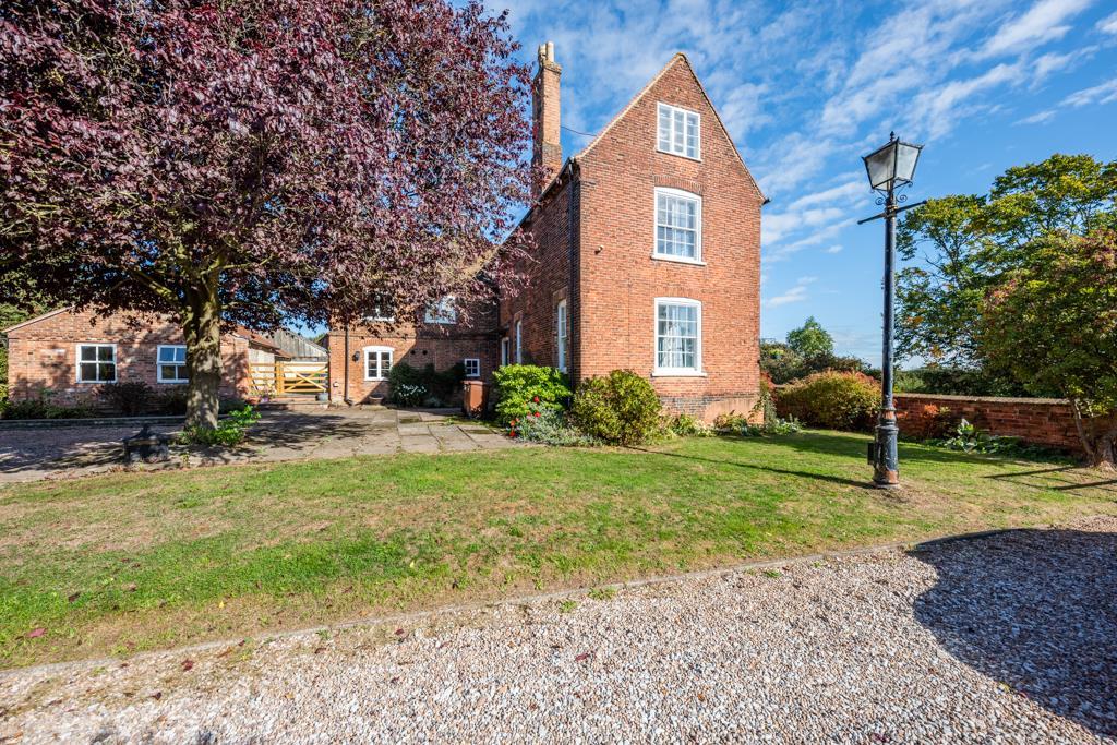Riverside, Stoke Bardolph, Nottingham 2 bed semidetached house £