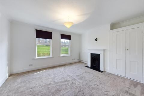 115 Cliffe Road, Rochester, ME2 3DP