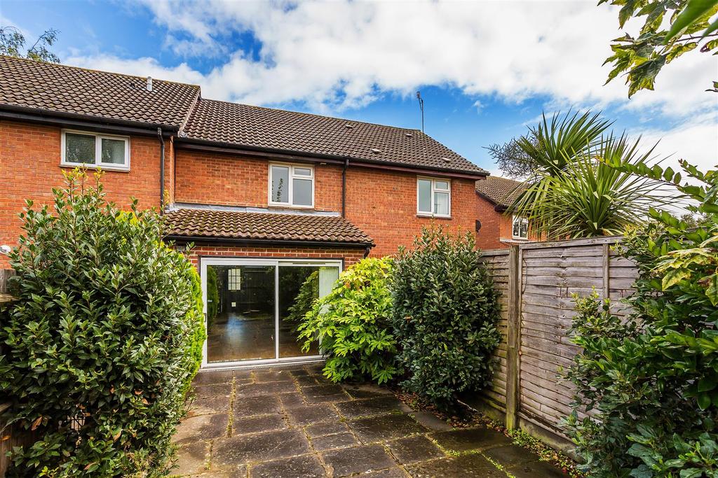83-Barnfield-Way-14.jpg